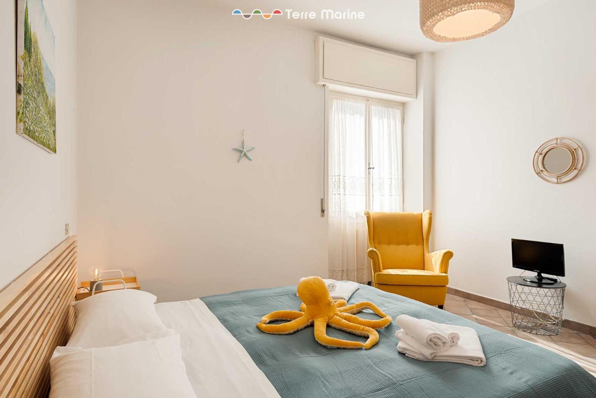 La Tana Del Polpo Apartment Monterosso al Mare Luaran gambar